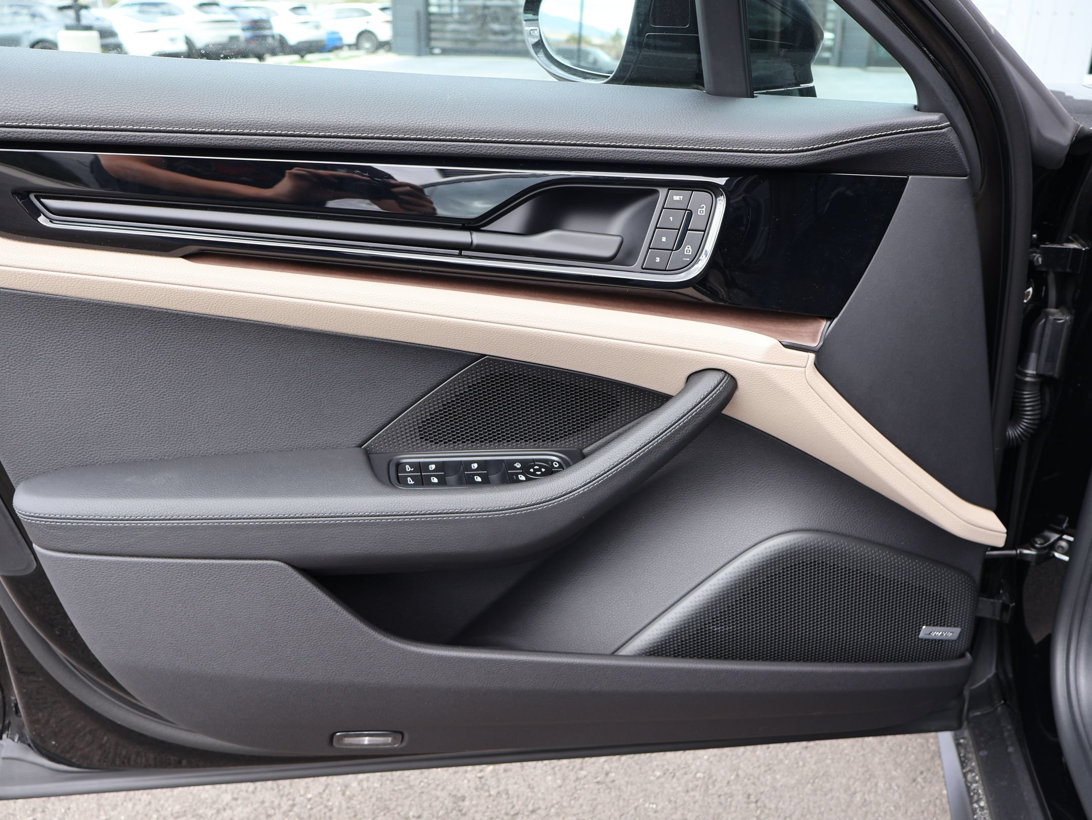 New 2026 Porsche Panamera 4 AWD/4WD image 14