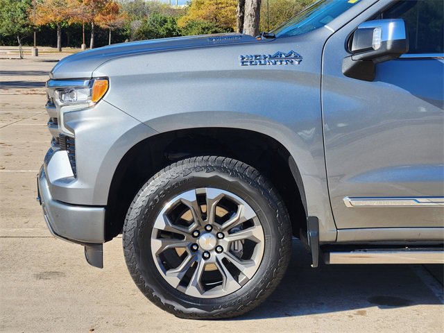 Used 2024 Chevrolet Silverado 1500 High Country w/ Technology Package image 8