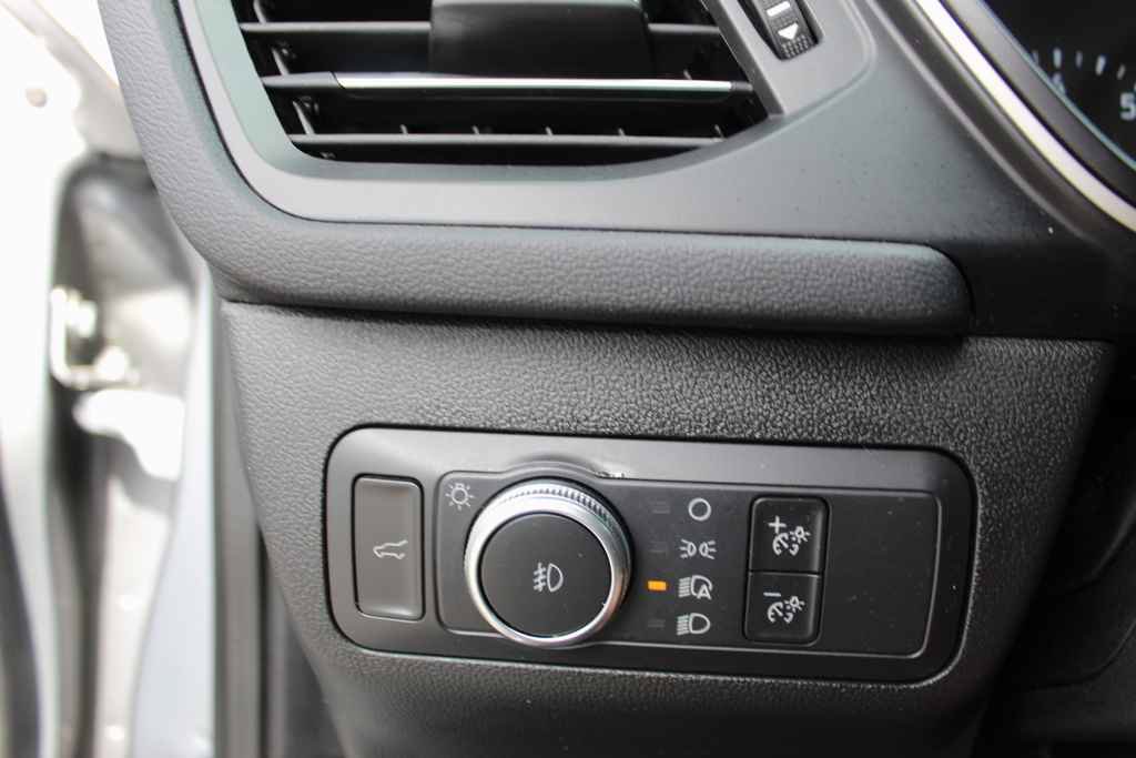 Used 2021 Ford Escape SEL FWD image 13