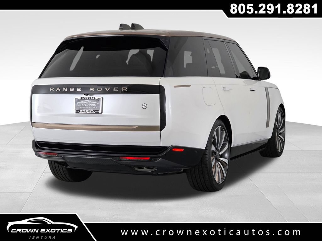 Used 2023 Land Rover Range Rover SV AWD/4WD image 7