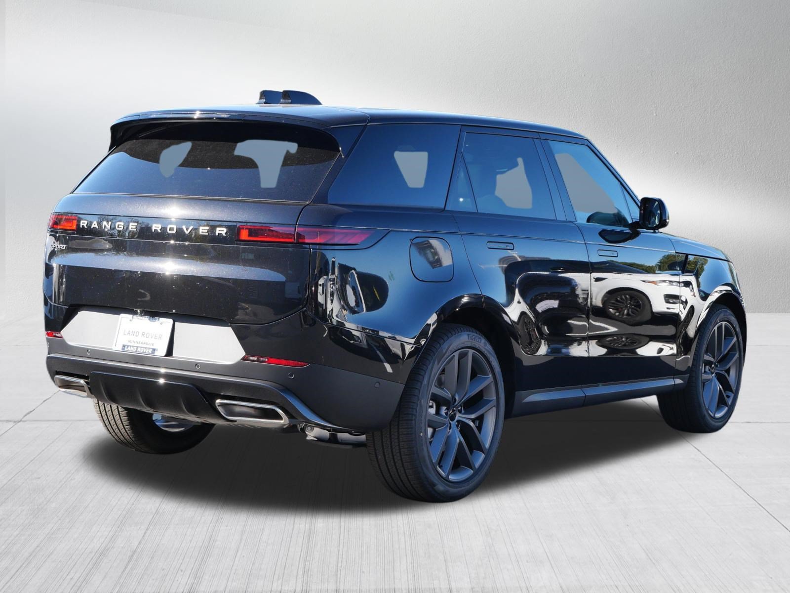 New 2027 Land Rover Range Rover Sport SE AWD/4WD image 2
