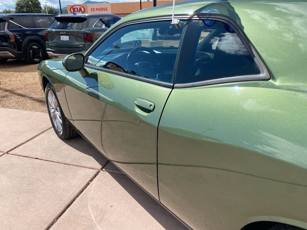Used 2021 Dodge Challenger SXT AWD/4WD image 15