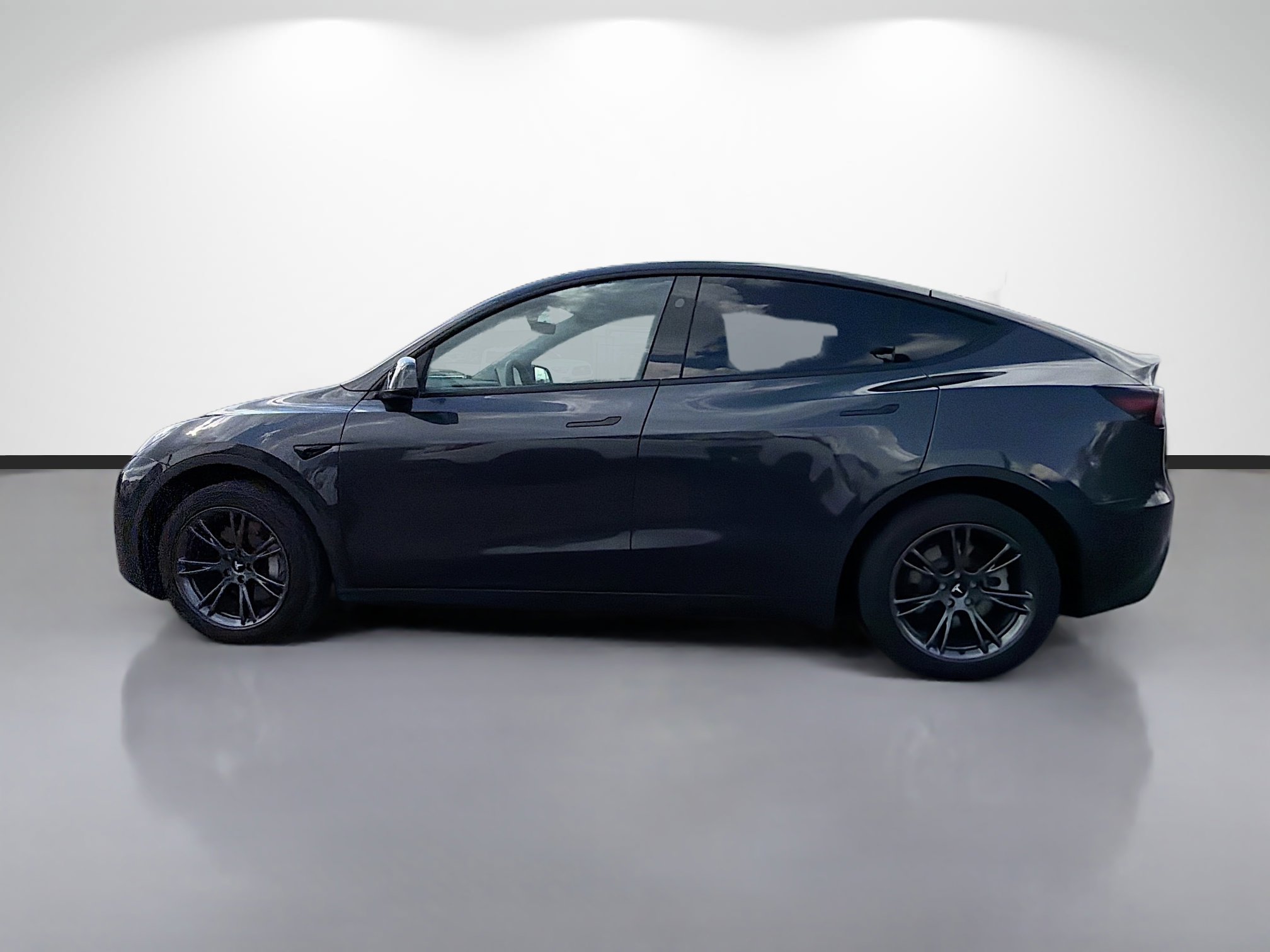 Used 2024 Tesla Model Y Long Range image 6