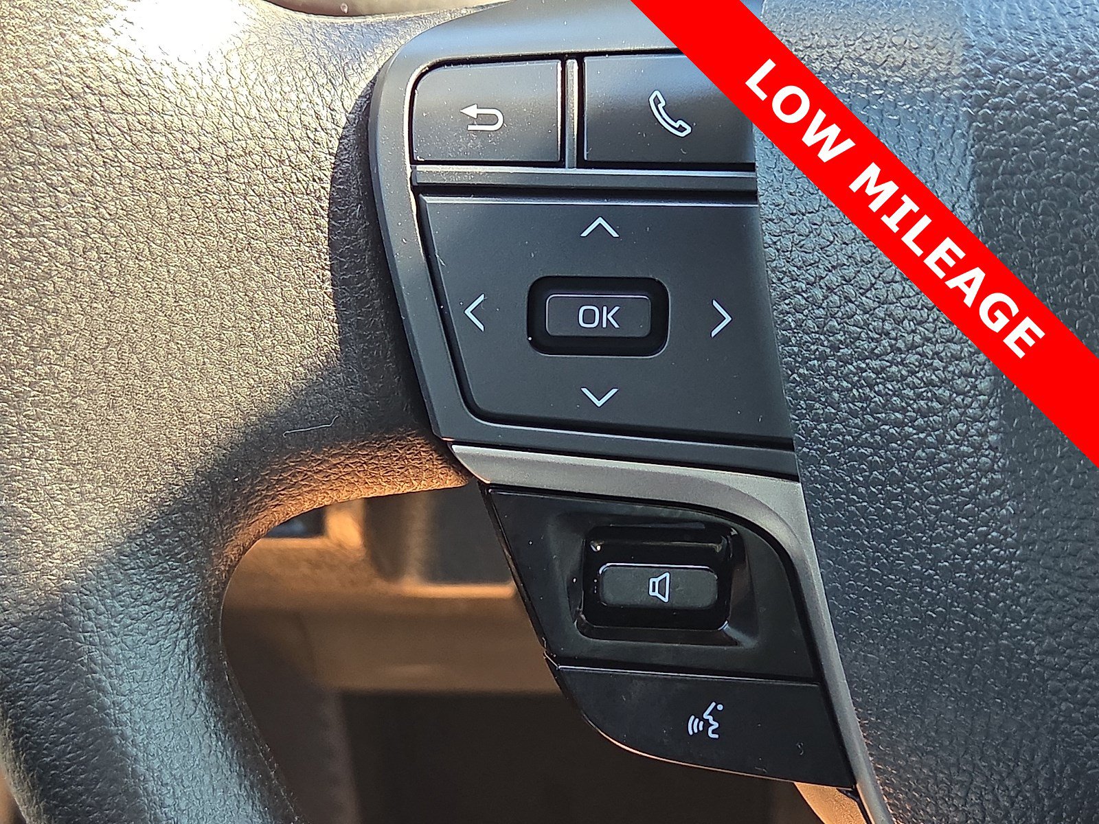 Used 2026 Toyota Camry LE w/ Convenience Package FWD image 21
