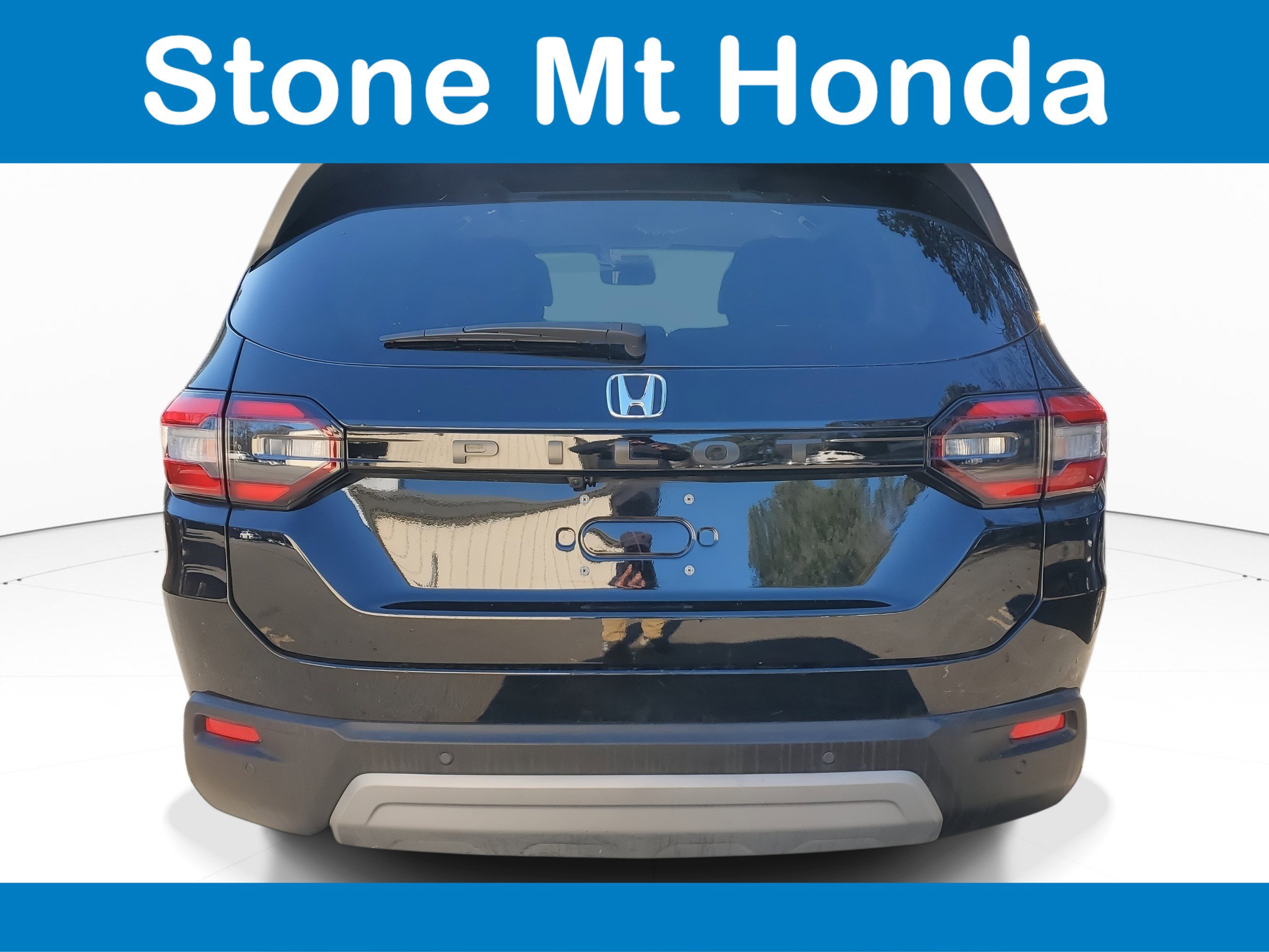 Used 2025 Honda Pilot EX-L image 9