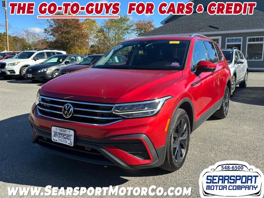 Used 2022 Volkswagen Tiguan SE image 1