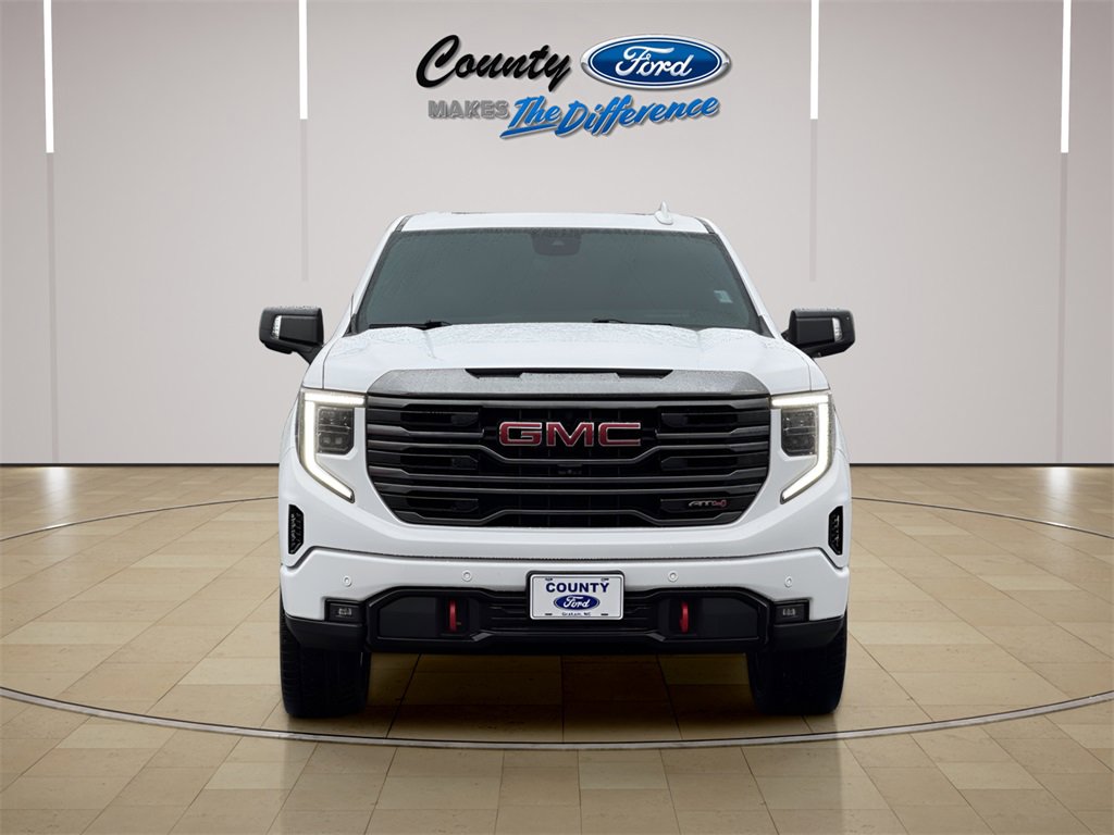 Used 2022 GMC Sierra 1500 AT4 w/ AT4 Premium Package image 11