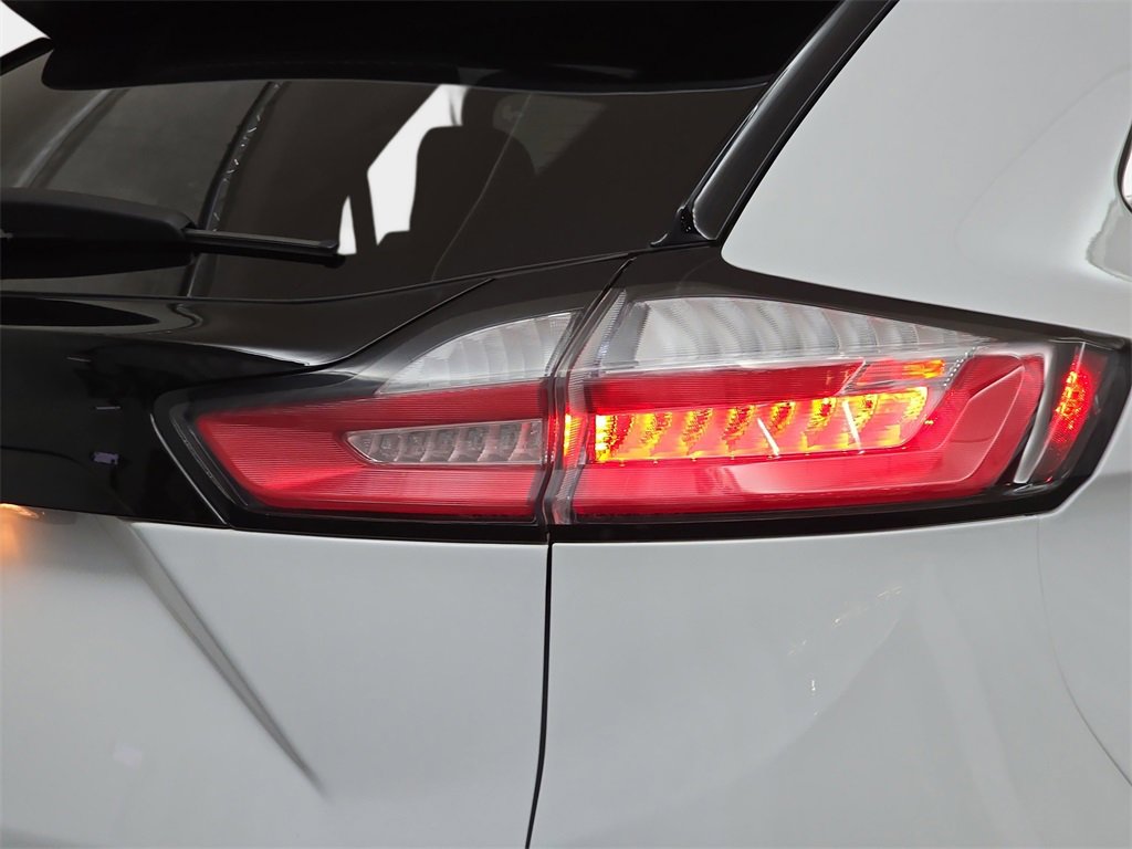 Used 2024 Ford Edge SEL image 33