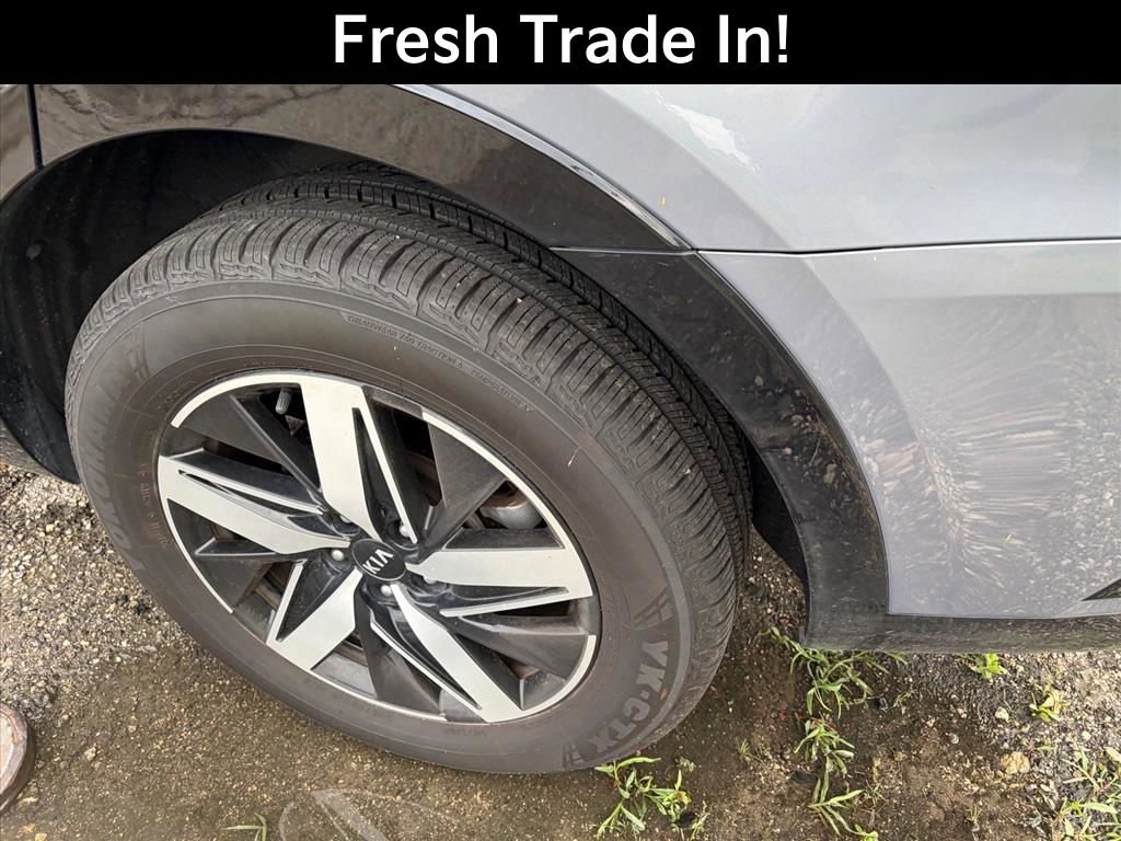 Used 2021 Kia Sorento S w/ Panoramic Sunroof Package FWD image 6
