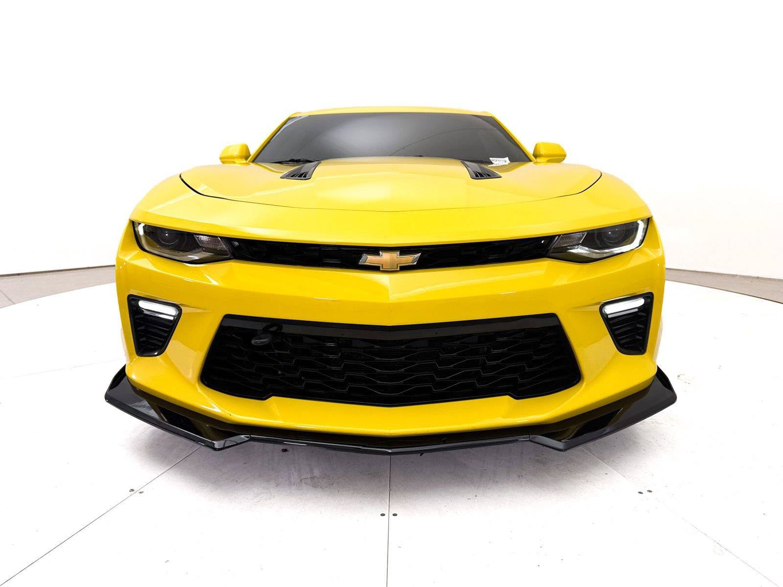 Used 2017 Chevrolet Camaro SS RWD image 14