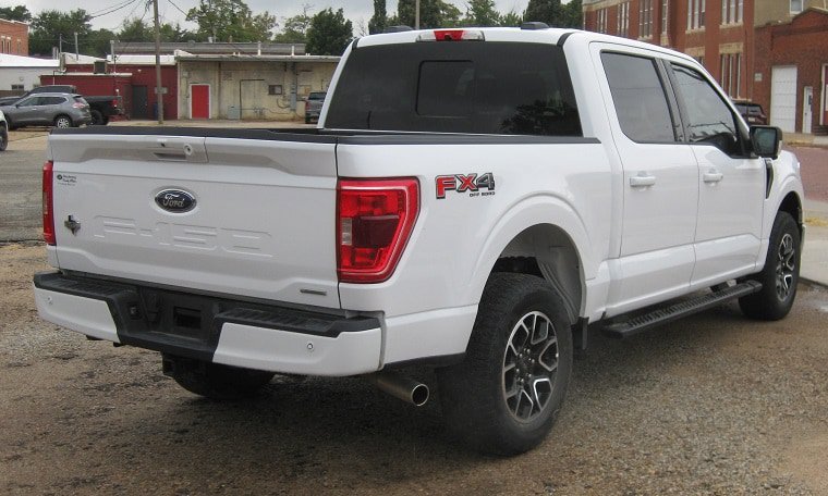 Used 2022 Ford F150 XLT w/ Equipment Group 302A High AWD/4WD image 5