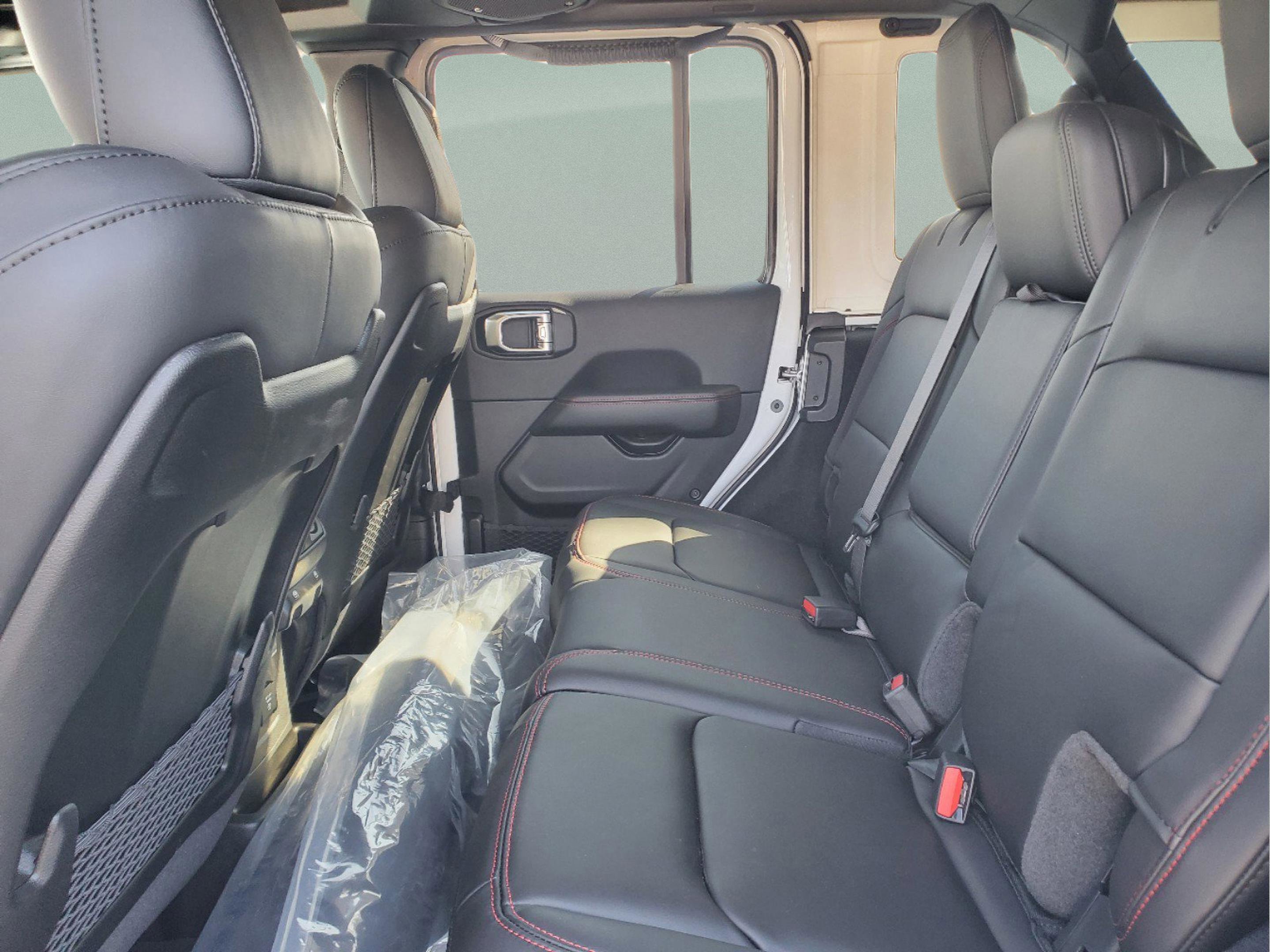Used 2026 Jeep Wrangler Unlimited Rubicon 392 w/ Quick Order Package 27X Moab AWD/4WD image 6