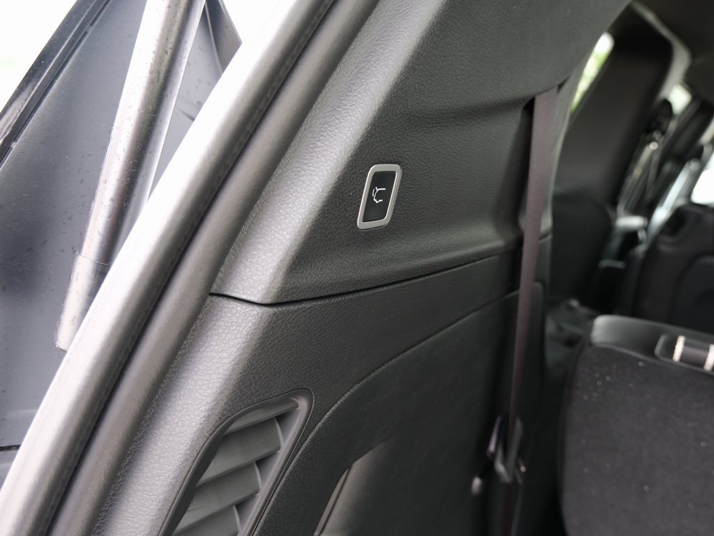 New 2025 Chrysler Pacifica Select image 34
