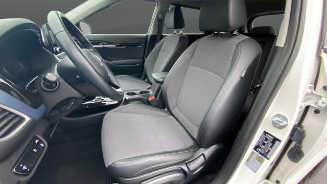 Used 2023 Kia Seltos S AWD/4WD image 29