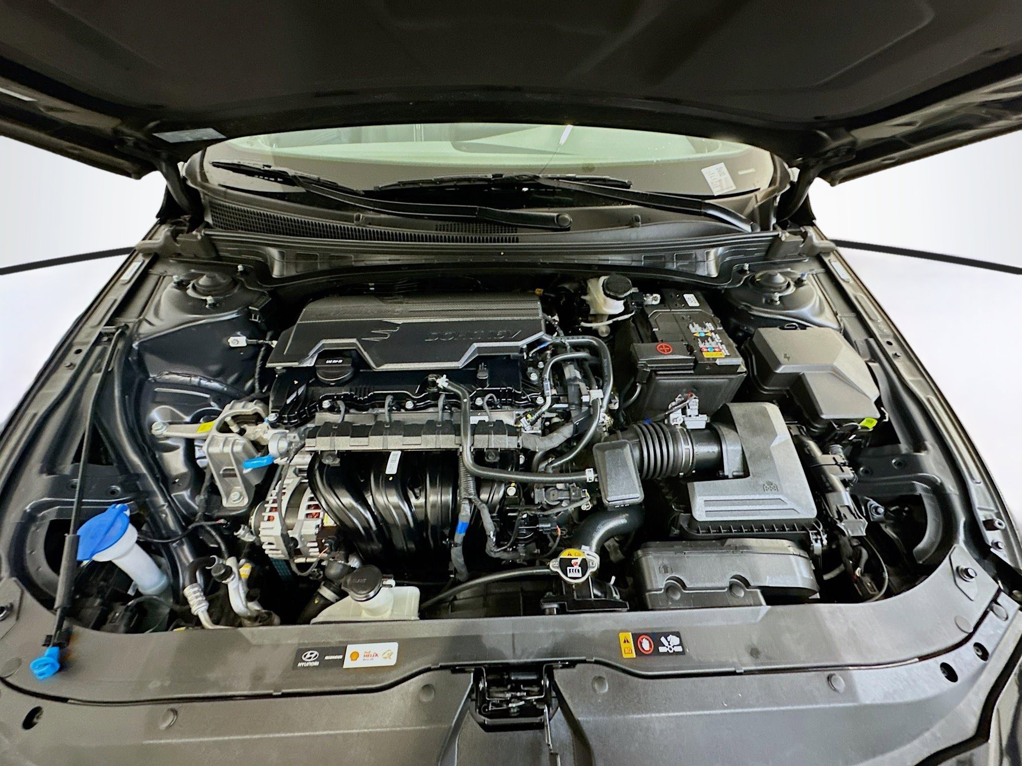 Used 2025 Hyundai Elantra SEL image 35