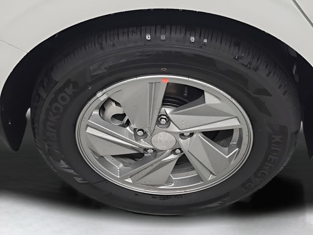 New 2026 Hyundai Elantra SE FWD image 41
