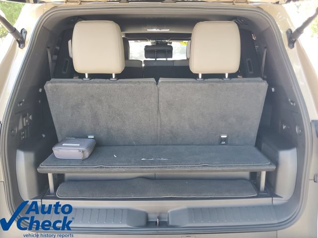 Used 2025 Lexus LX 700h Overtrail w/ Accessory Package (Z1) AWD/4WD image 10