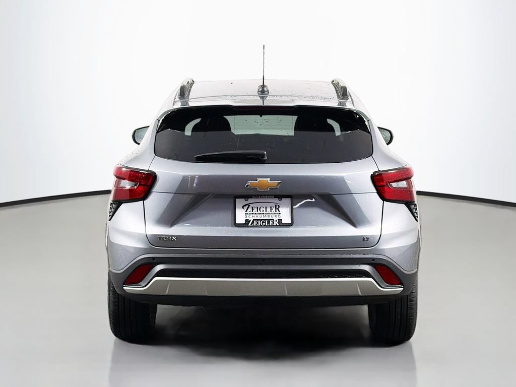 New 2026 Chevrolet Trax LT w/ Driver Confidence Package FWD image 6
