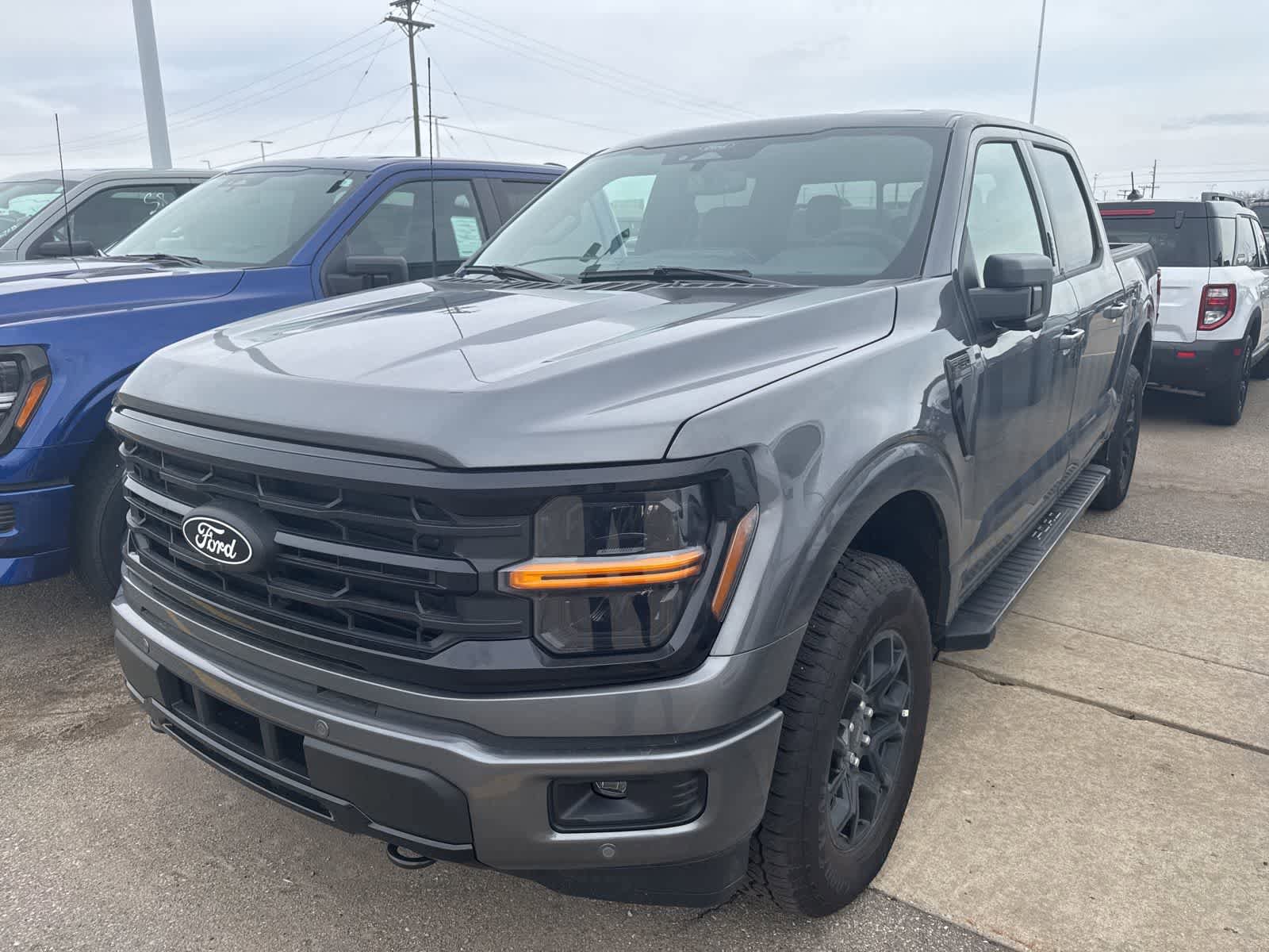 New 2026 Ford F150 XLT w/ Equipment Group 302A MID