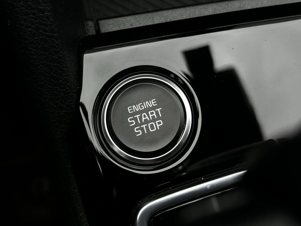 Used 2024 Kia Sportage X-Line AWD/4WD image 18