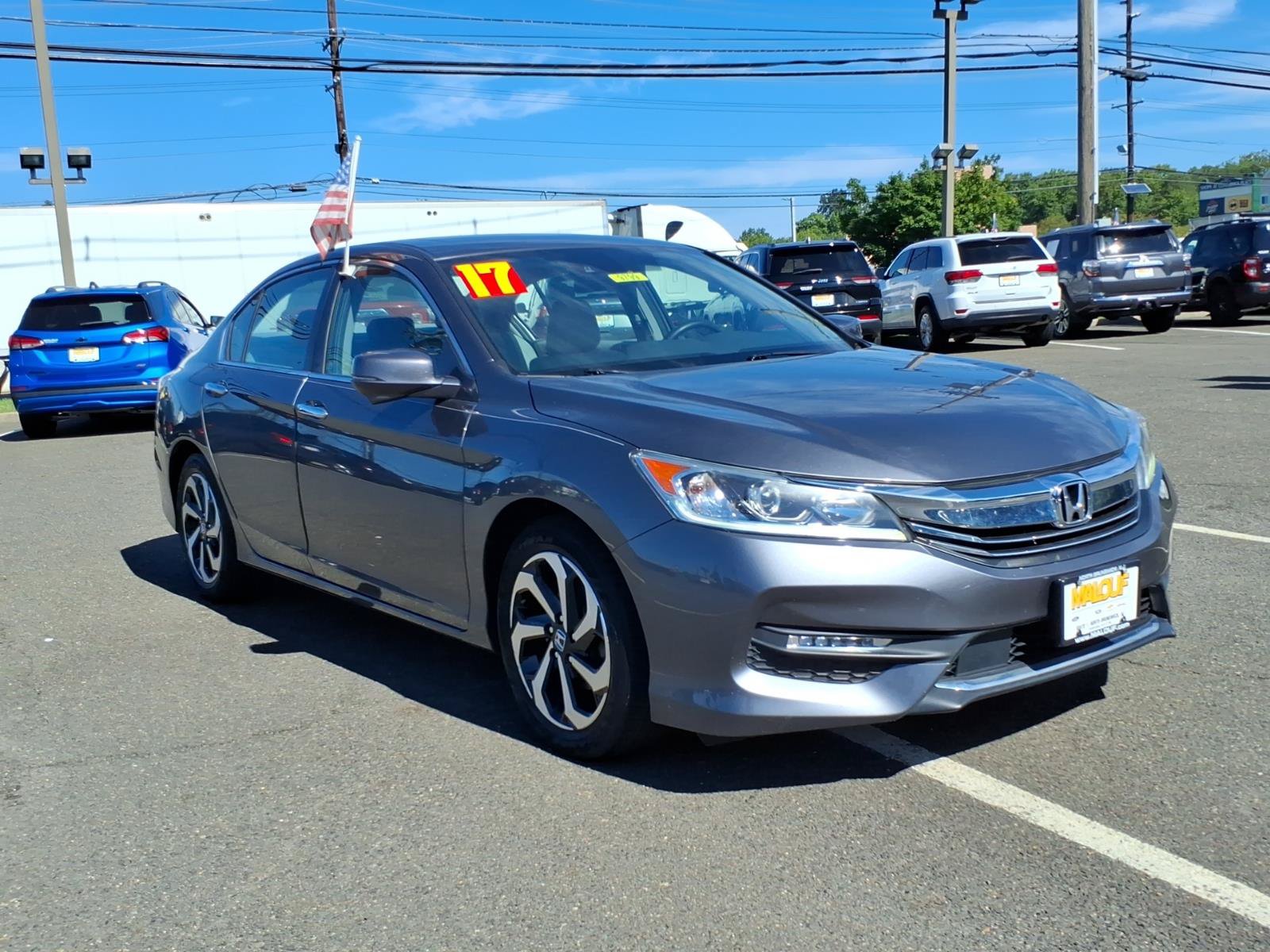 Used 2017 Honda Accord EX image 1