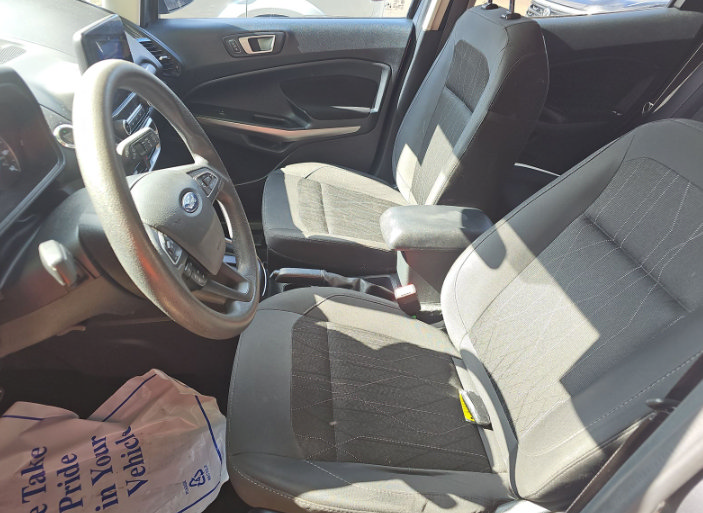 Used 2021 Ford EcoSport SE FWD image 5