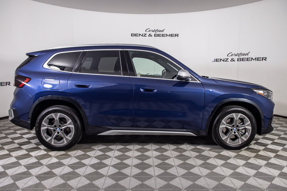 Used 2024 BMW X1 xDrive28i w/ Convenience Package AWD/4WD image 3