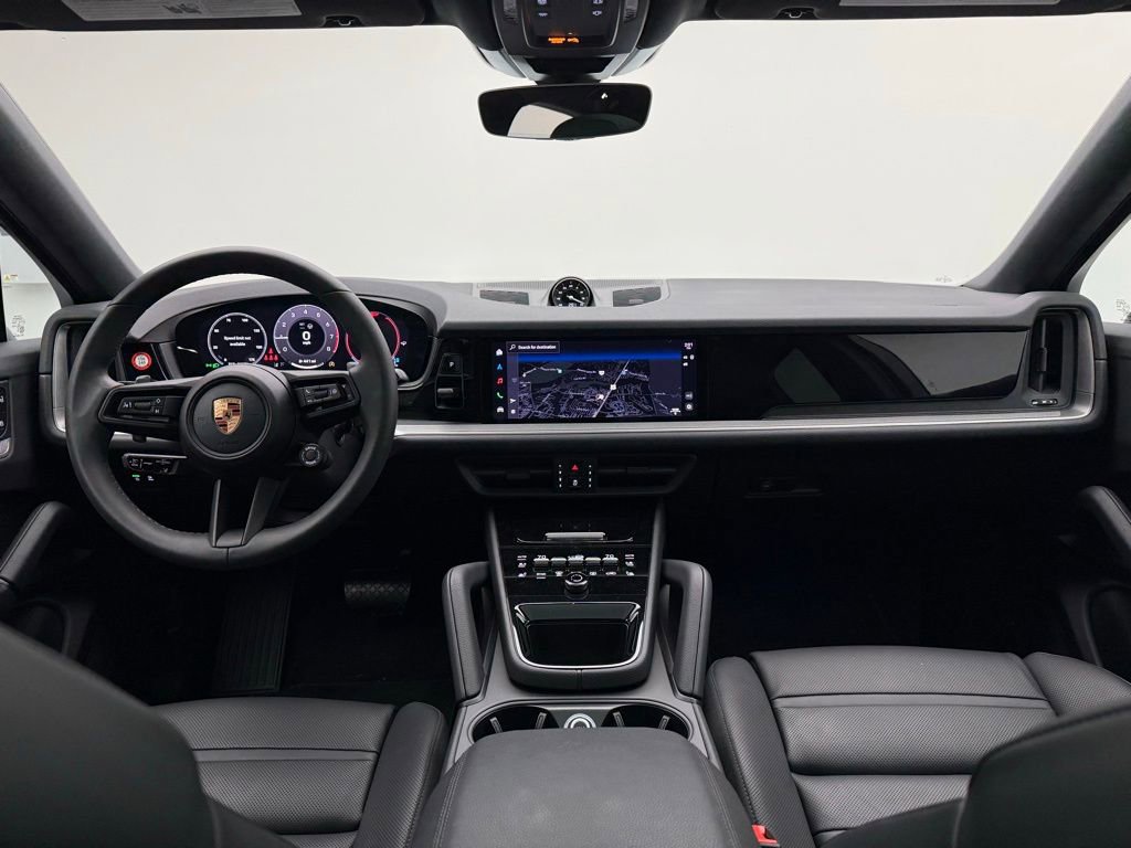 Certified 2025 Porsche Cayenne Coupe image 22