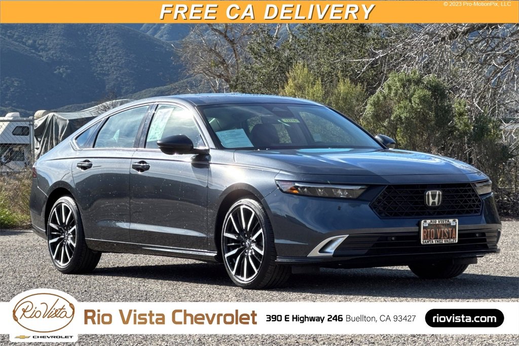 Used 2023 Honda Accord Touring image 1