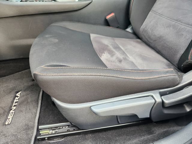 Used 2025 Nissan Sentra SR FWD image 23