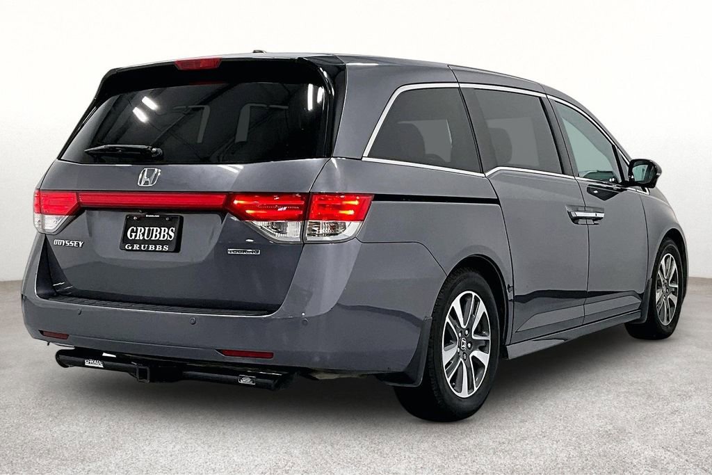 Used 2016 Honda Odyssey Touring image 2