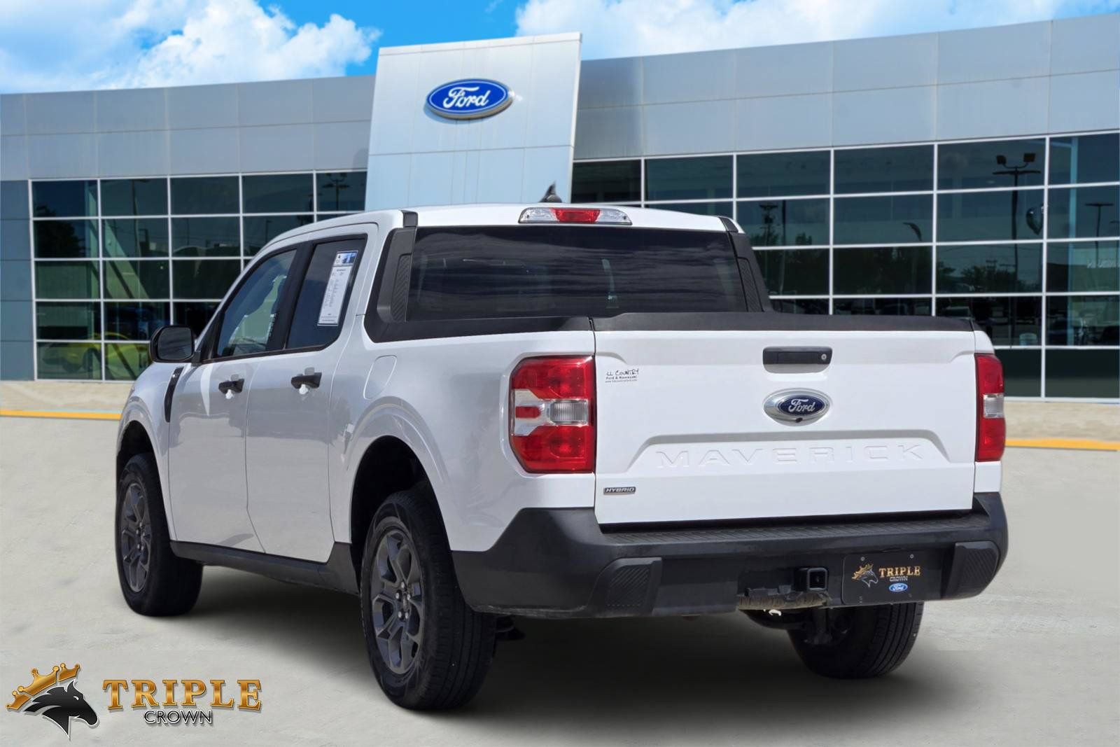 Certified 2023 Ford Maverick XLT w/ XLT Luxury Package FWD image 4