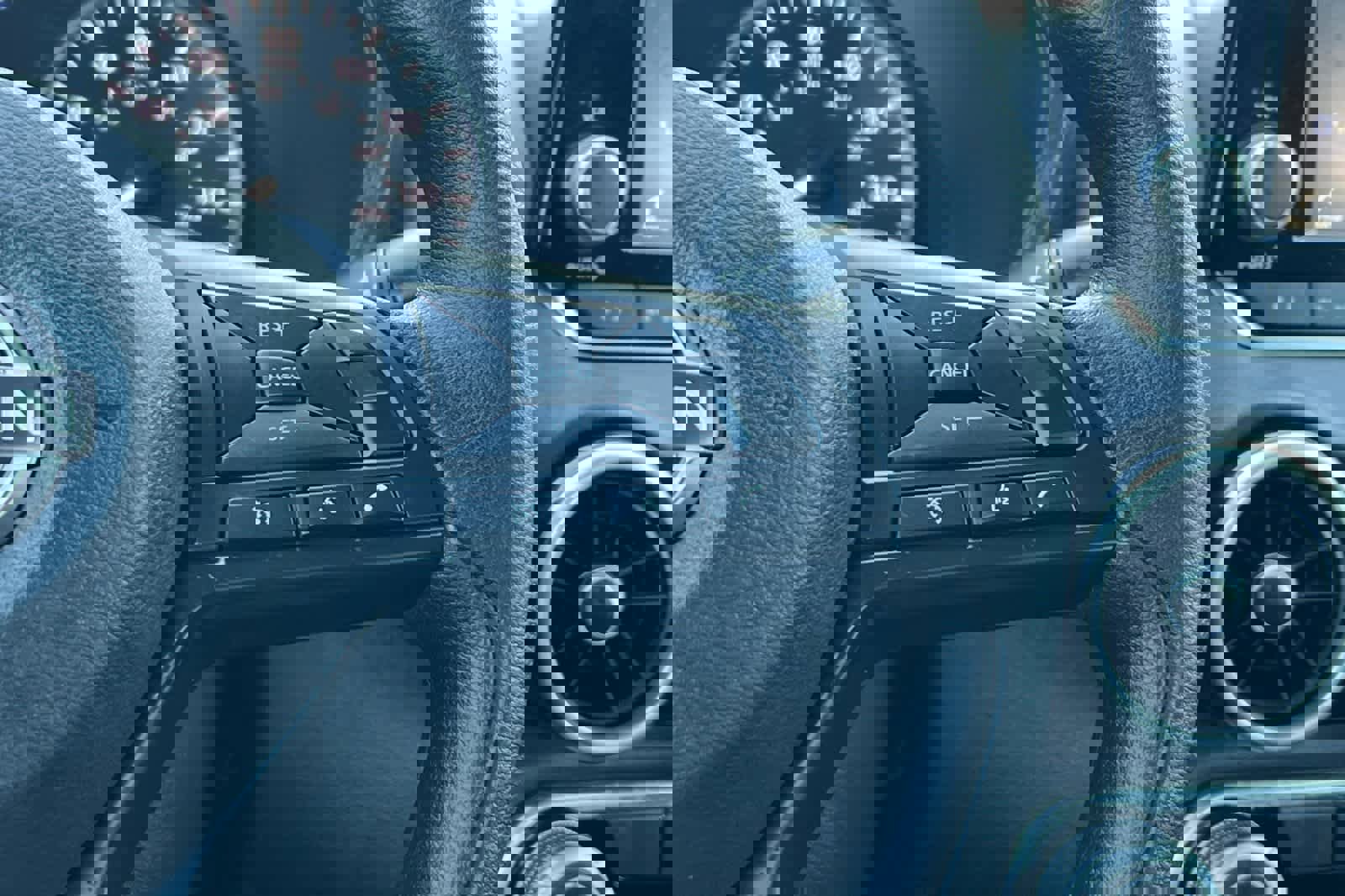 Certified 2025 Nissan Sentra S image 28