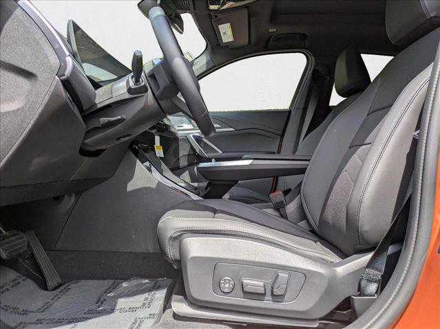 Used 2025 BMW X2 xDrive28i w/ Convenience Package image 4