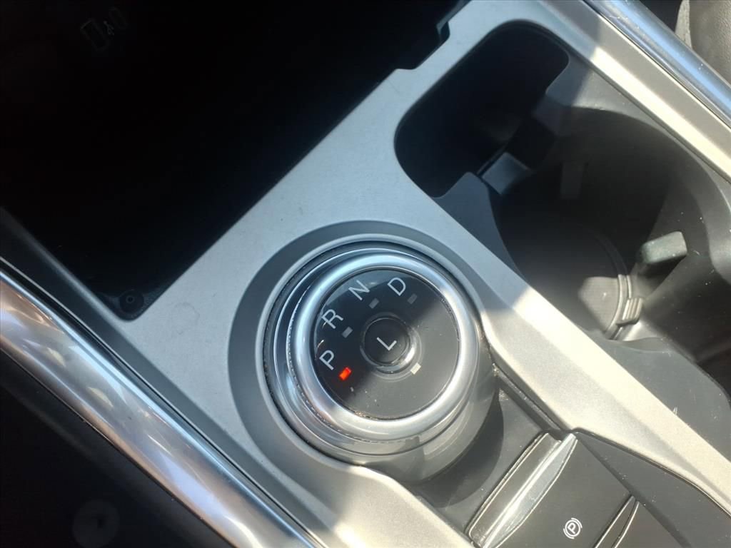 Used 2023 Ford Explorer XLT w/ Equipment Group 202A image 18