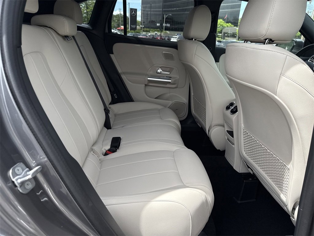 New 2025 Mercedes-Benz GLA 250 image 16