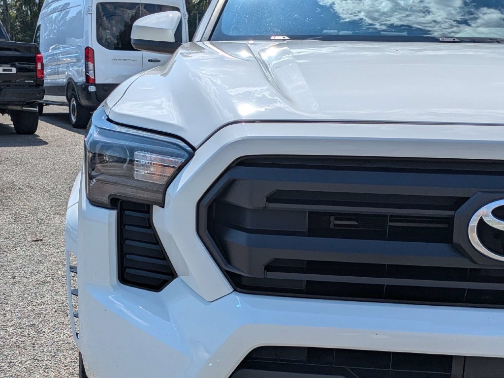 Used 2024 Toyota Tacoma SR5 RWD image 10