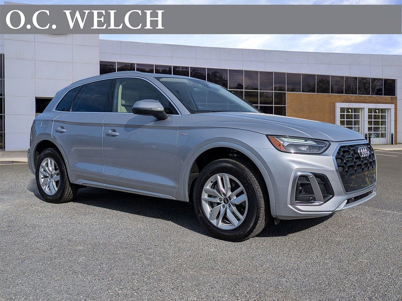 Used 2024 Audi Q5 2.0T Premium