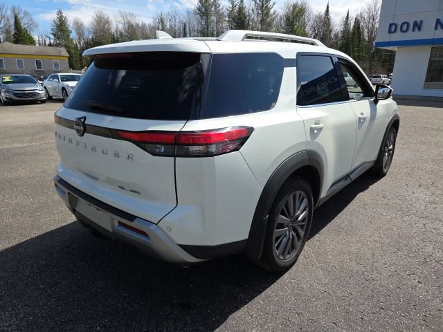 Used 2023 Nissan Pathfinder SL image 32