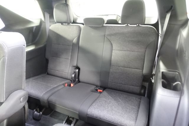 Used 2026 Chevrolet Traverse LT w/ Driver Confidence Package FWD image 21