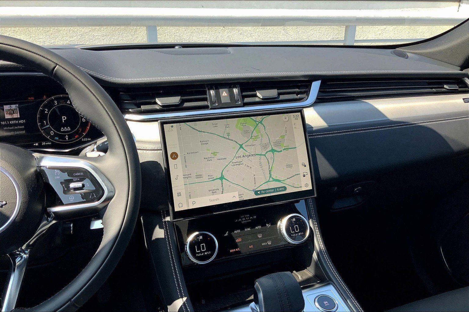 New 2026 Jaguar F-PACE R-Dynamic S AWD/4WD image 11