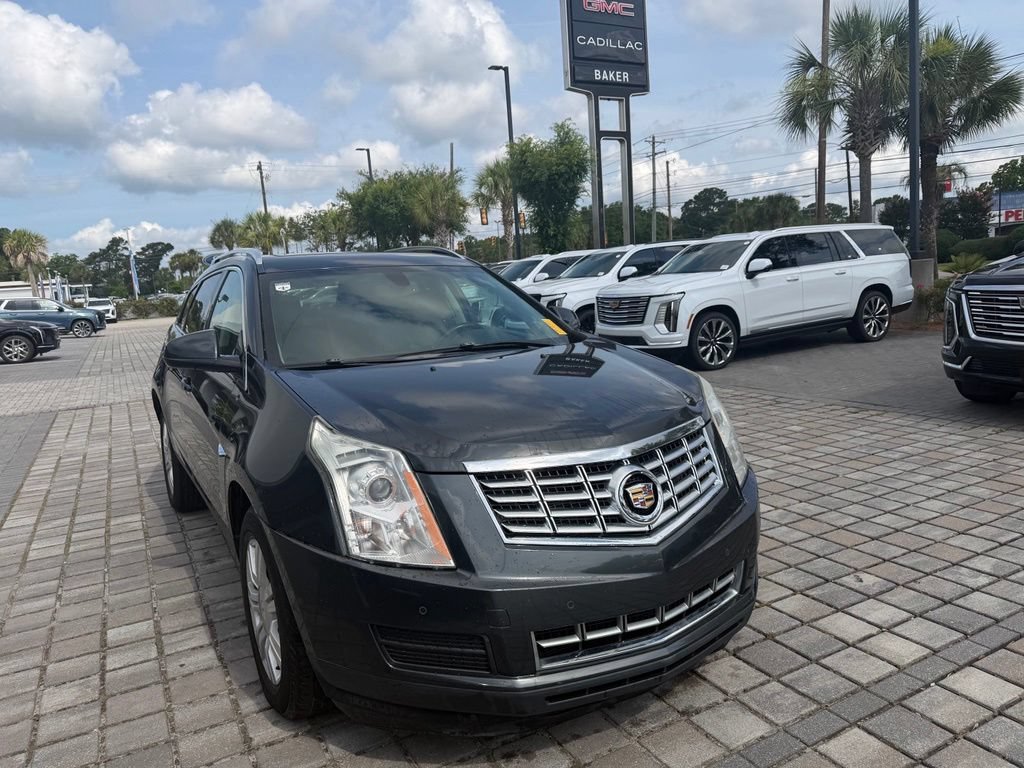 Used 2016 Cadillac SRX Luxury AWD/4WD image 4