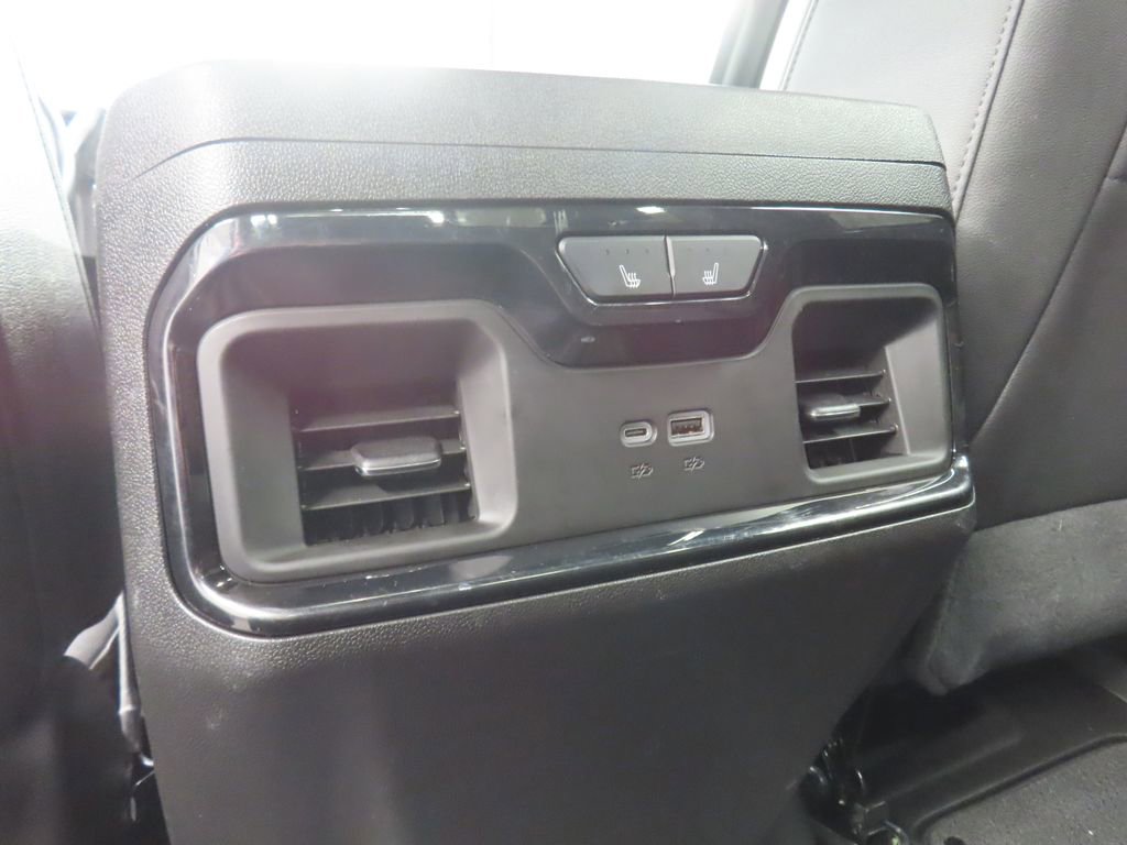 Used 2024 GMC Sierra 2500 AT4 w/ Technology Package AWD/4WD image 14