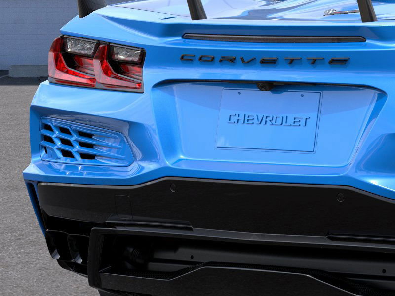 New 2025 Chevrolet Corvette E-Ray w/ Battery Protection Package image 14