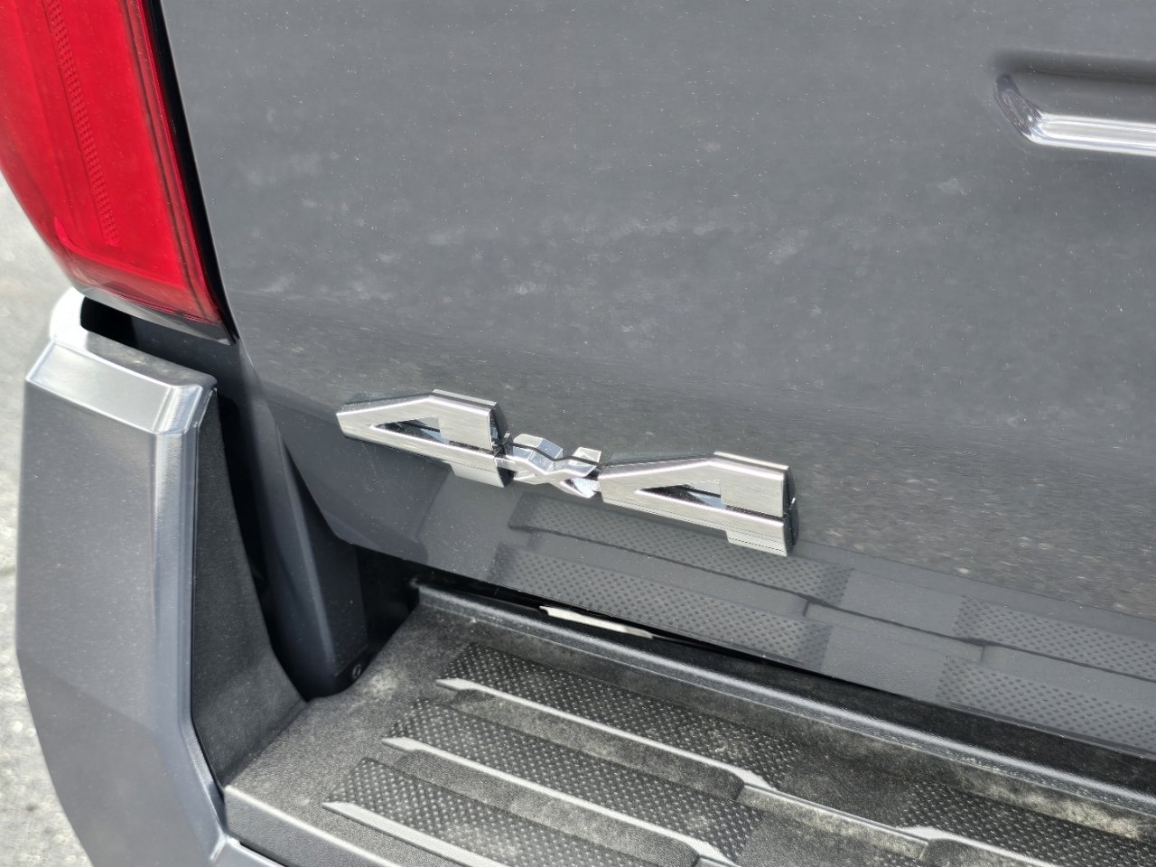 New 2026 Toyota Tacoma SR5 AWD/4WD image 17