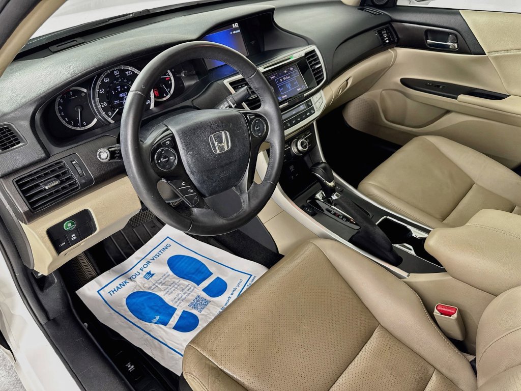 Used 2015 Honda Accord EX-L image 10