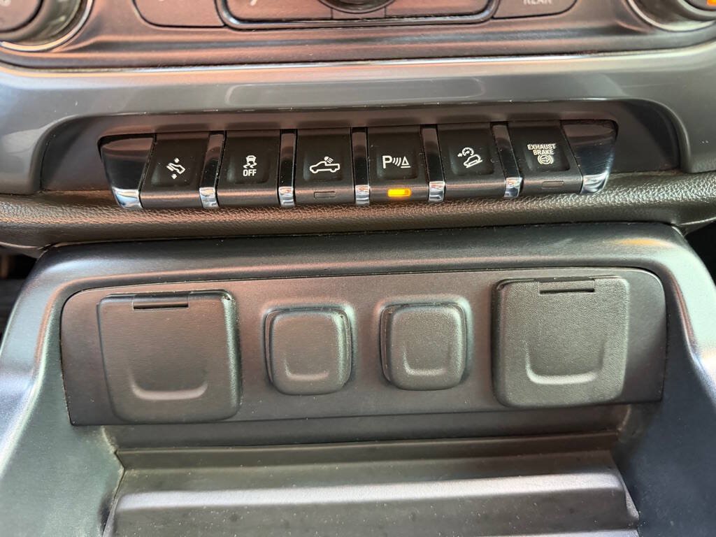 Used 2016 Chevrolet Silverado 2500 LTZ w/ LTZ Plus Package AWD/4WD image 27