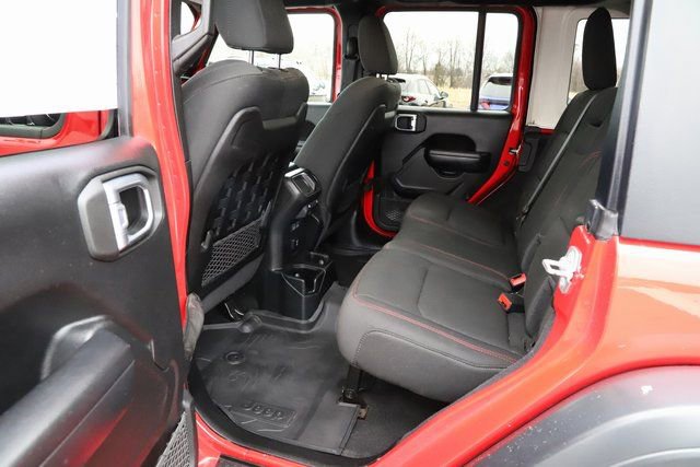 Used 2021 Jeep Wrangler Unlimited Rubicon w/ LED Lighting Group image 18