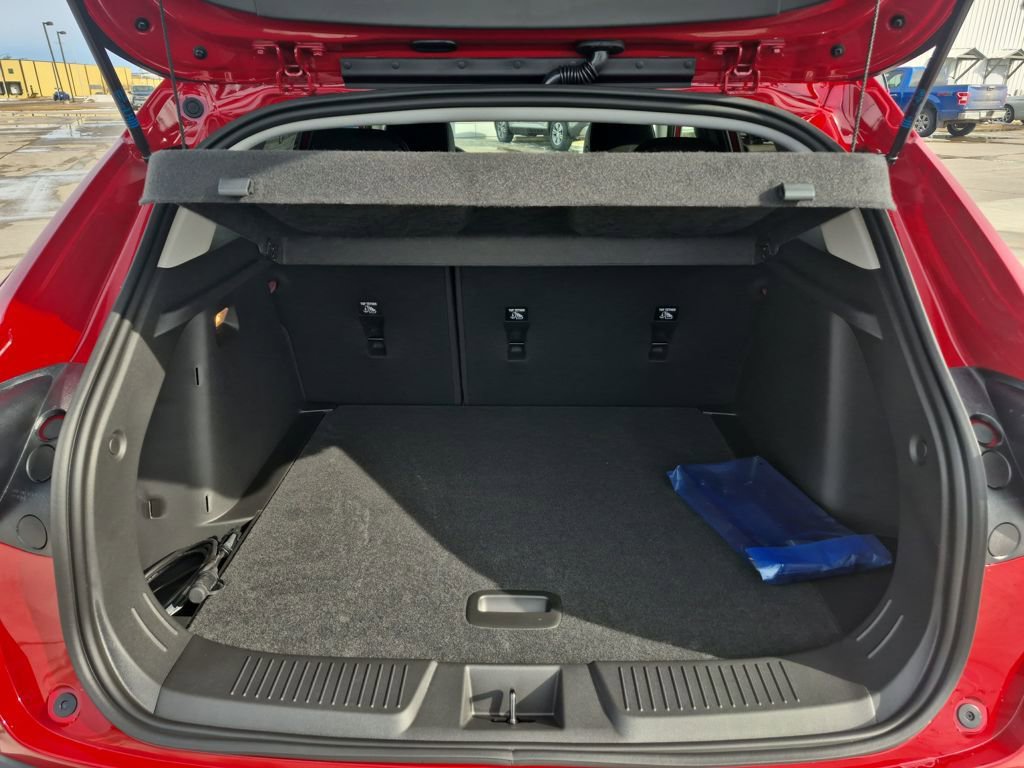 New 2026 Chevrolet Trax LT w/ LT Convenience Package image 23