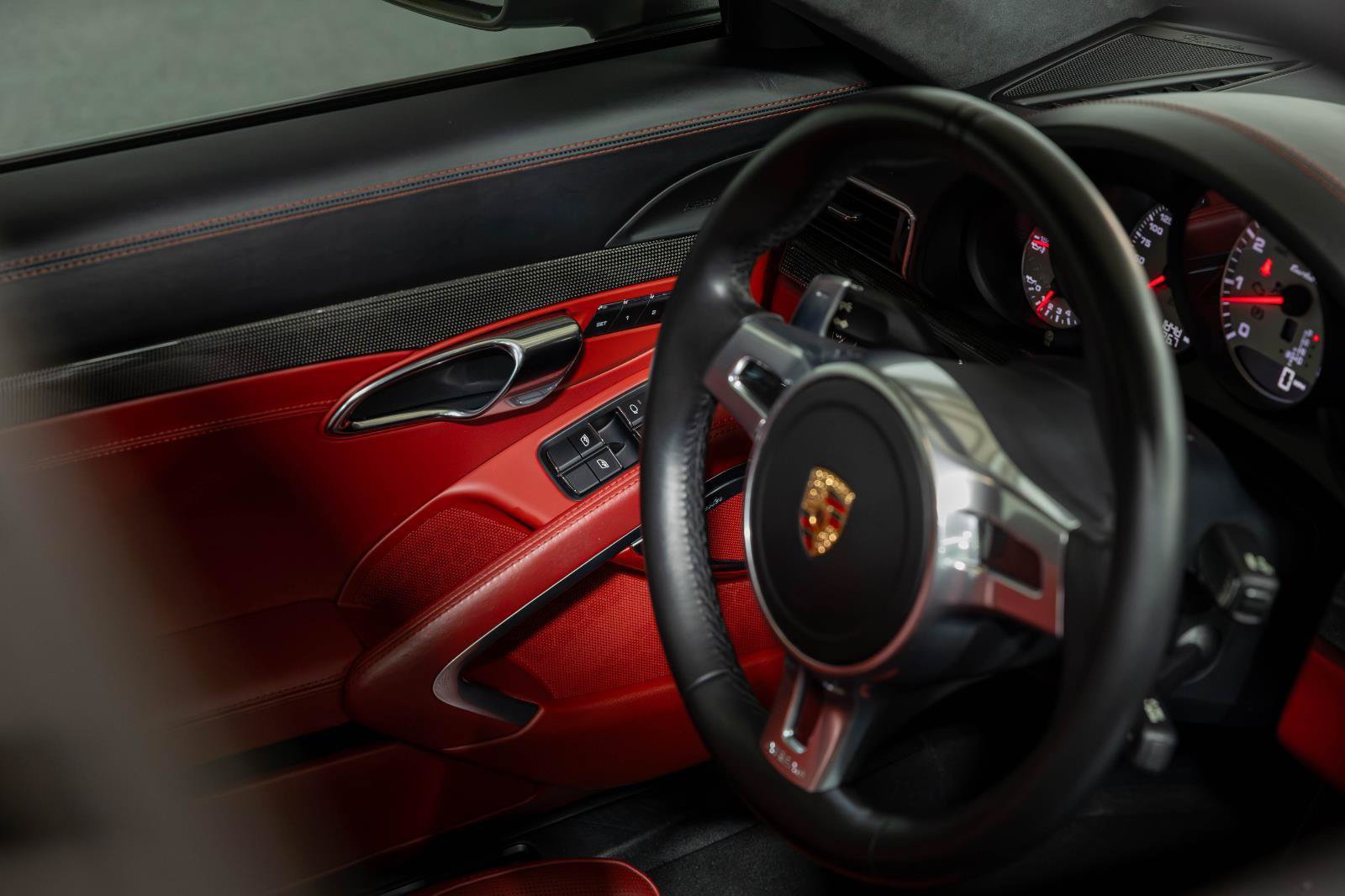 Used 2015 Porsche 911 Turbo S AWD/4WD image 67